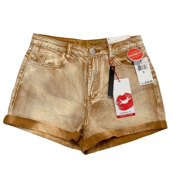 Hot Kiss Highest Rise Vintage Fit Tan Short size 9 - Picture 1 of 15